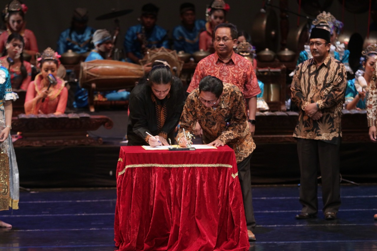 Sanggar Greget dan ISI Surakarta Tandatangani MoU